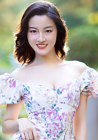 Most gorgeous profiles: Zhang from Shanghai, Member Asian in Dating profile