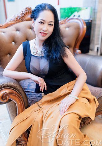 Gorgeous profiles only: member, member  Xiuju