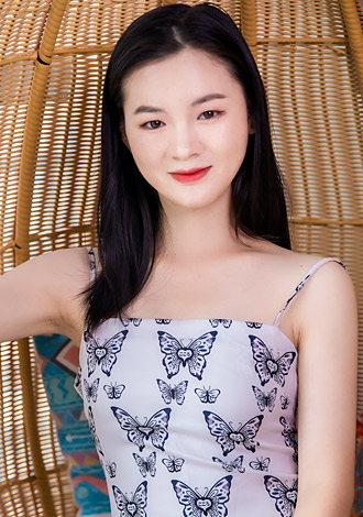 Gorgeous member profiles: China Member Suping(Lily) from Shanghai