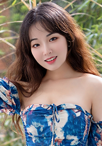 Hundreds of gorgeous pictures: attractive Asian profile Xiang xiang from Kunming